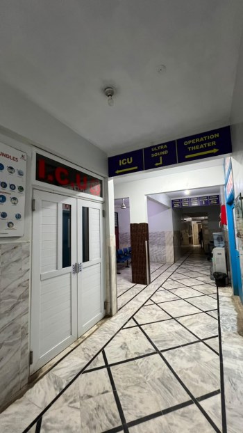 Awadh Hospital Adult Intensive Care Unit (ICU) - Facility Photo 2